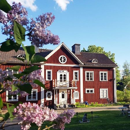 Garpenbergs B&B, Bnb Экстерьер фото