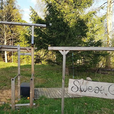 Garpenbergs B&B, Bnb Экстерьер фото