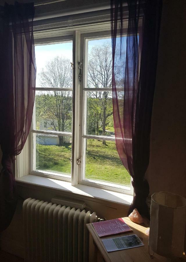 Garpenbergs B&B, Bnb Экстерьер фото