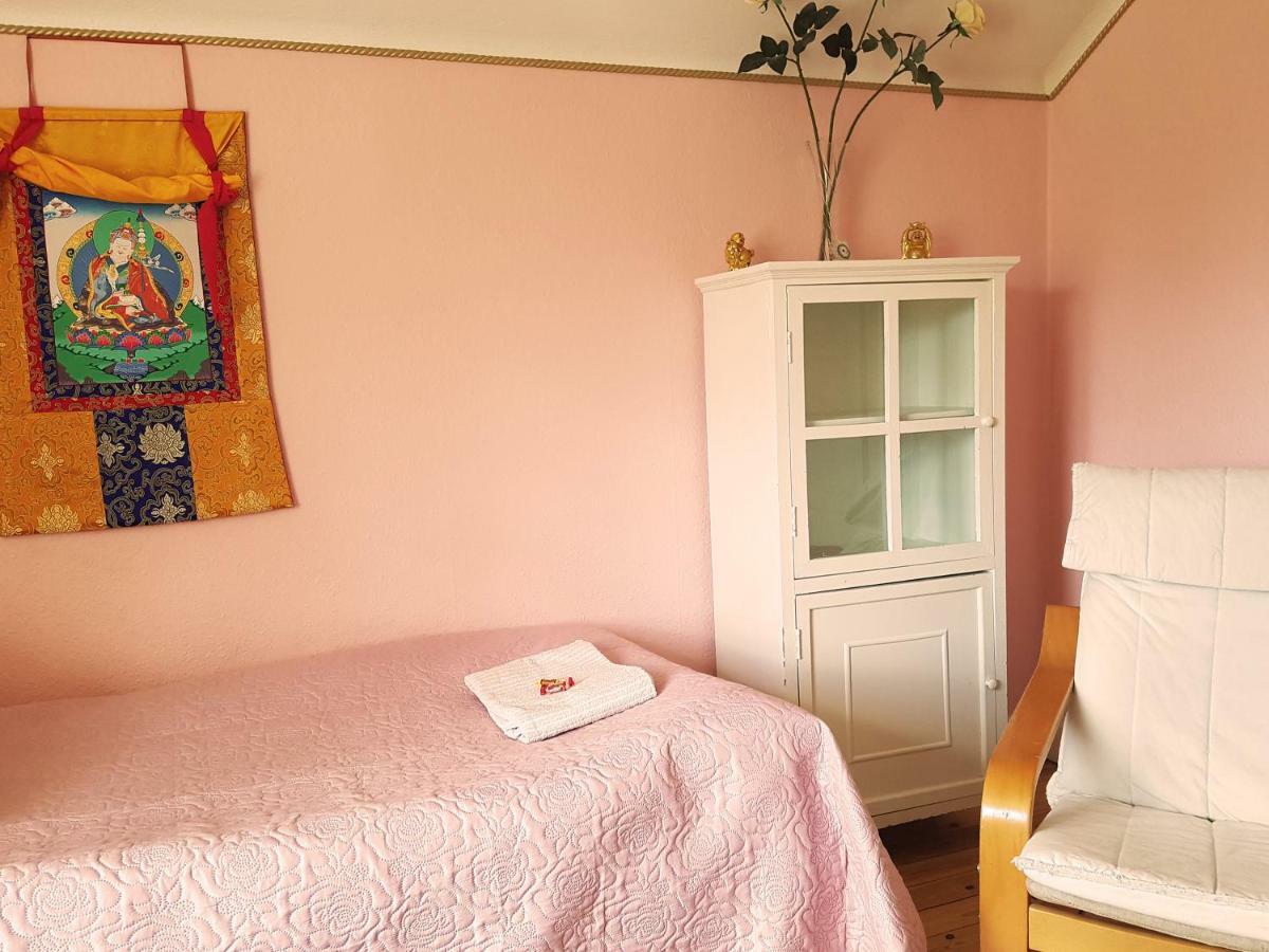 Garpenbergs B&B, Bnb Экстерьер фото