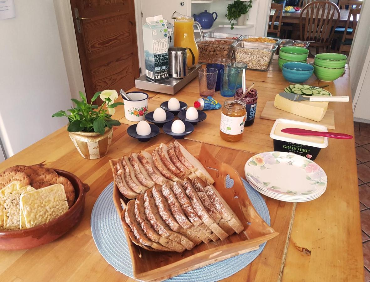 Garpenbergs B&B, Bnb Экстерьер фото